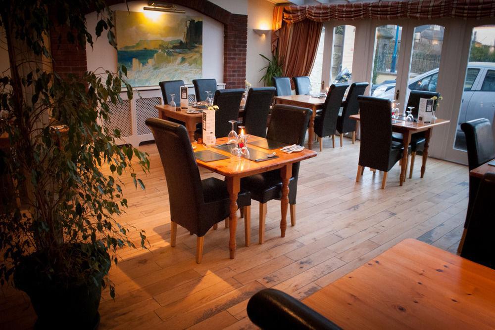 The Gower Hotel Saundersfoot Bagian luar foto