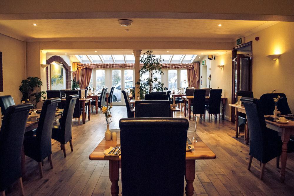 The Gower Hotel Saundersfoot Bagian luar foto